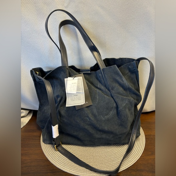 Zara Handbags - NWOT Zara midnight navy suede unstructured bag.